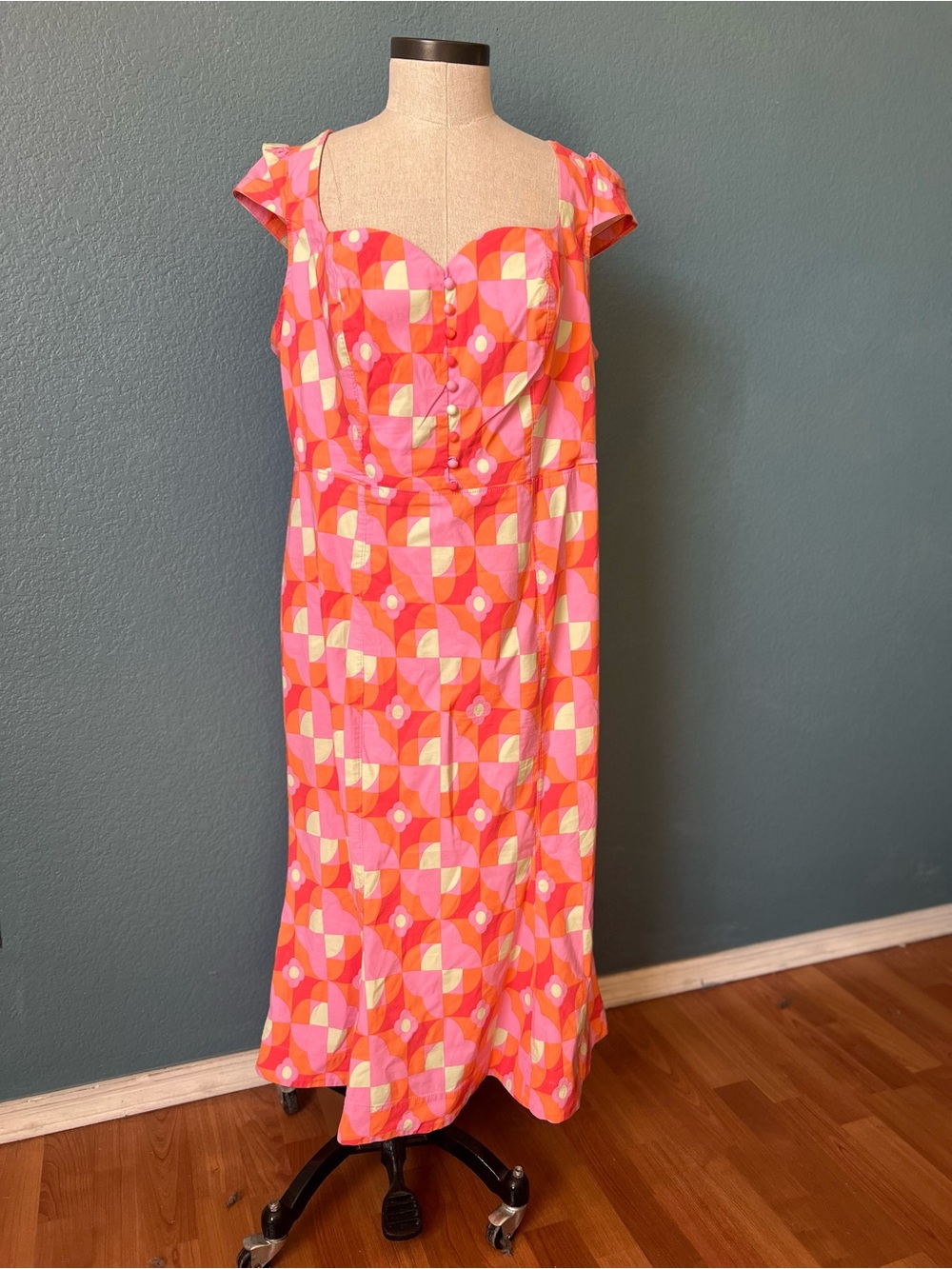 Anthropologie Cecily Fit & Flare Pink and Coral Geometric button front Dress
